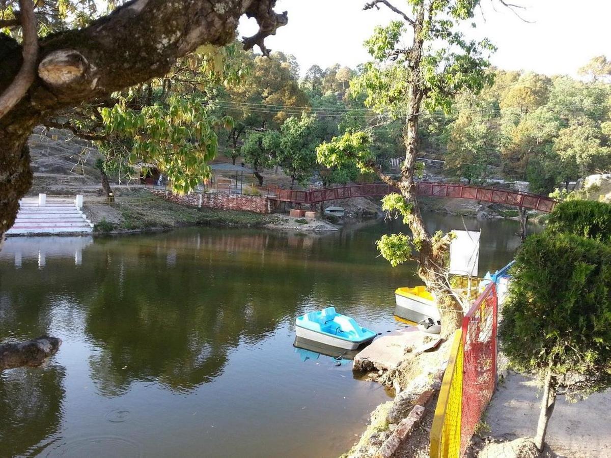 Riverside Resort Lansdowne Ngoại thất bức ảnh