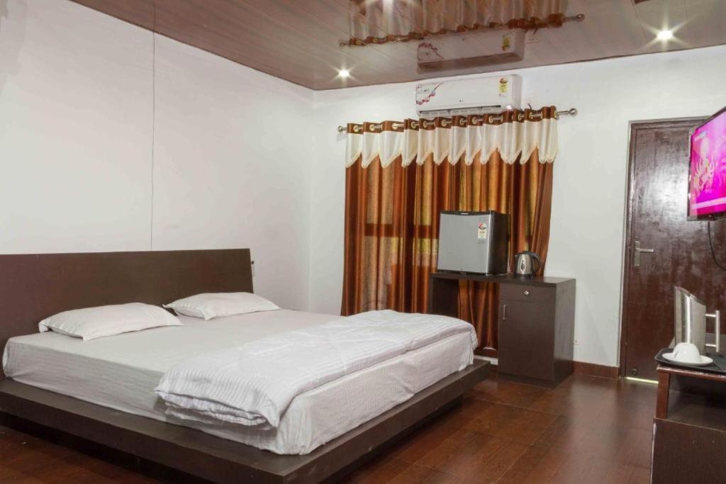Riverside Resort Lansdowne Ngoại thất bức ảnh